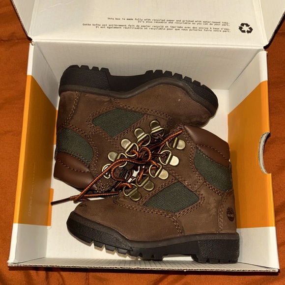 Timberlands Medium brown Nubuck Boots (KIDS, beef and broccoli’s) - Picture 1 of 6